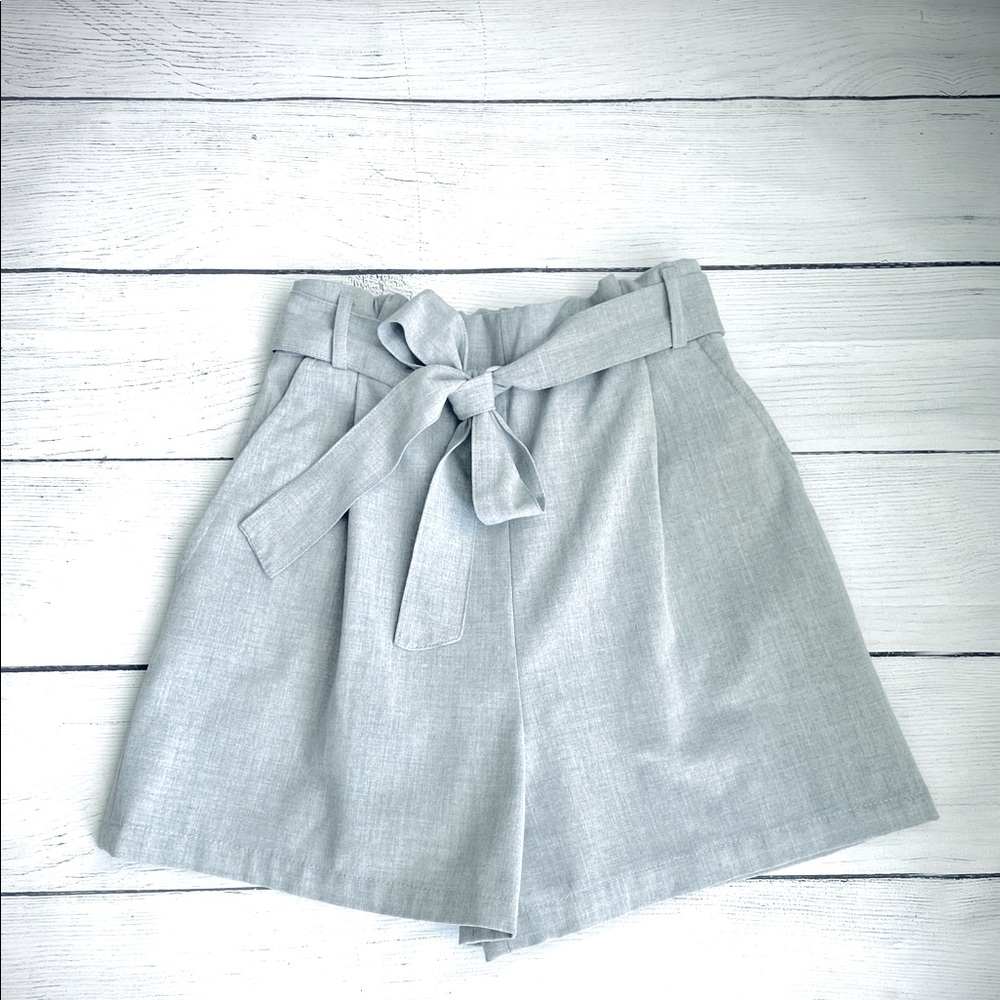 Pull&Bear Gray High Waist Shorts S